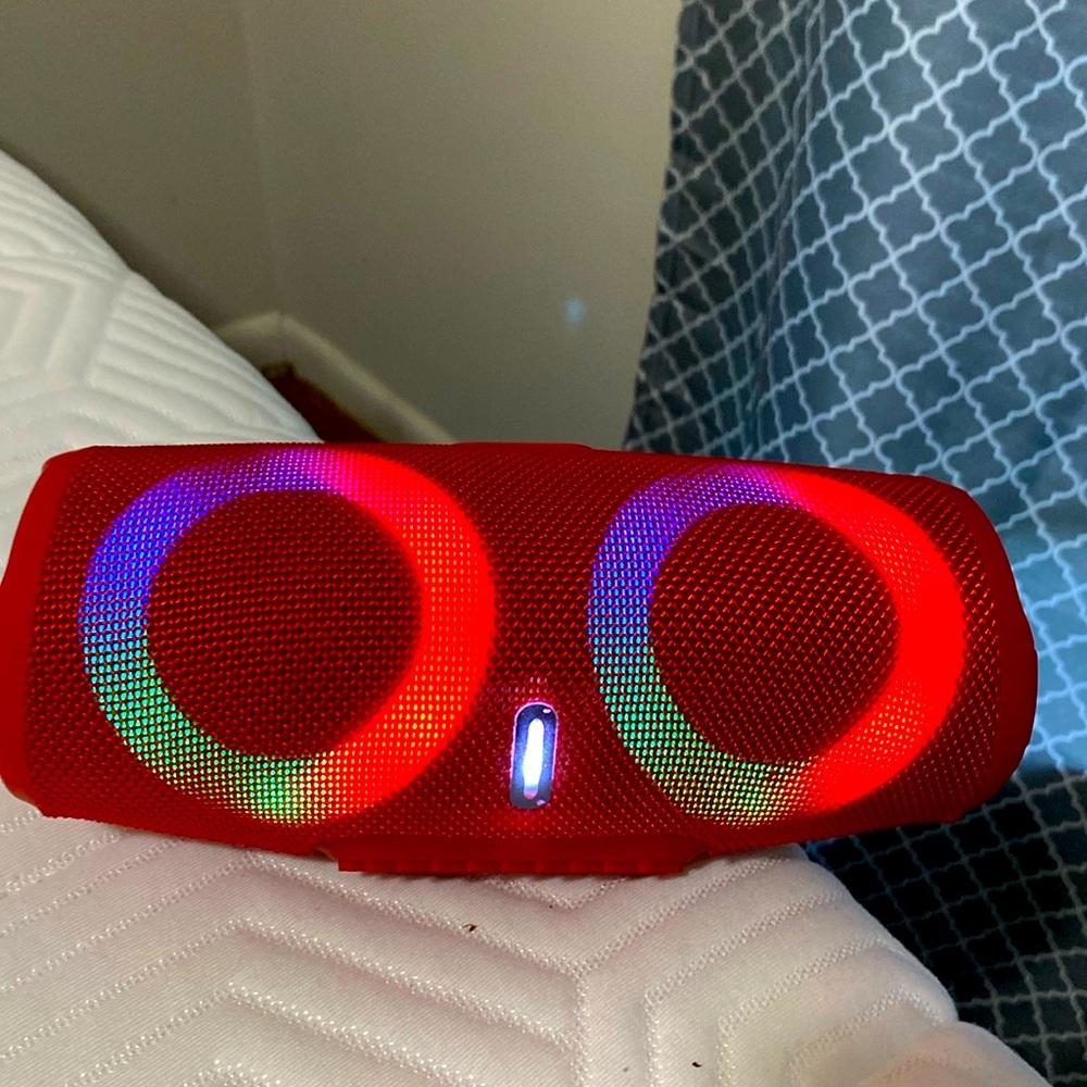 Wireless speaker. Extremely loud!! Bluetooth. Waterproof!!